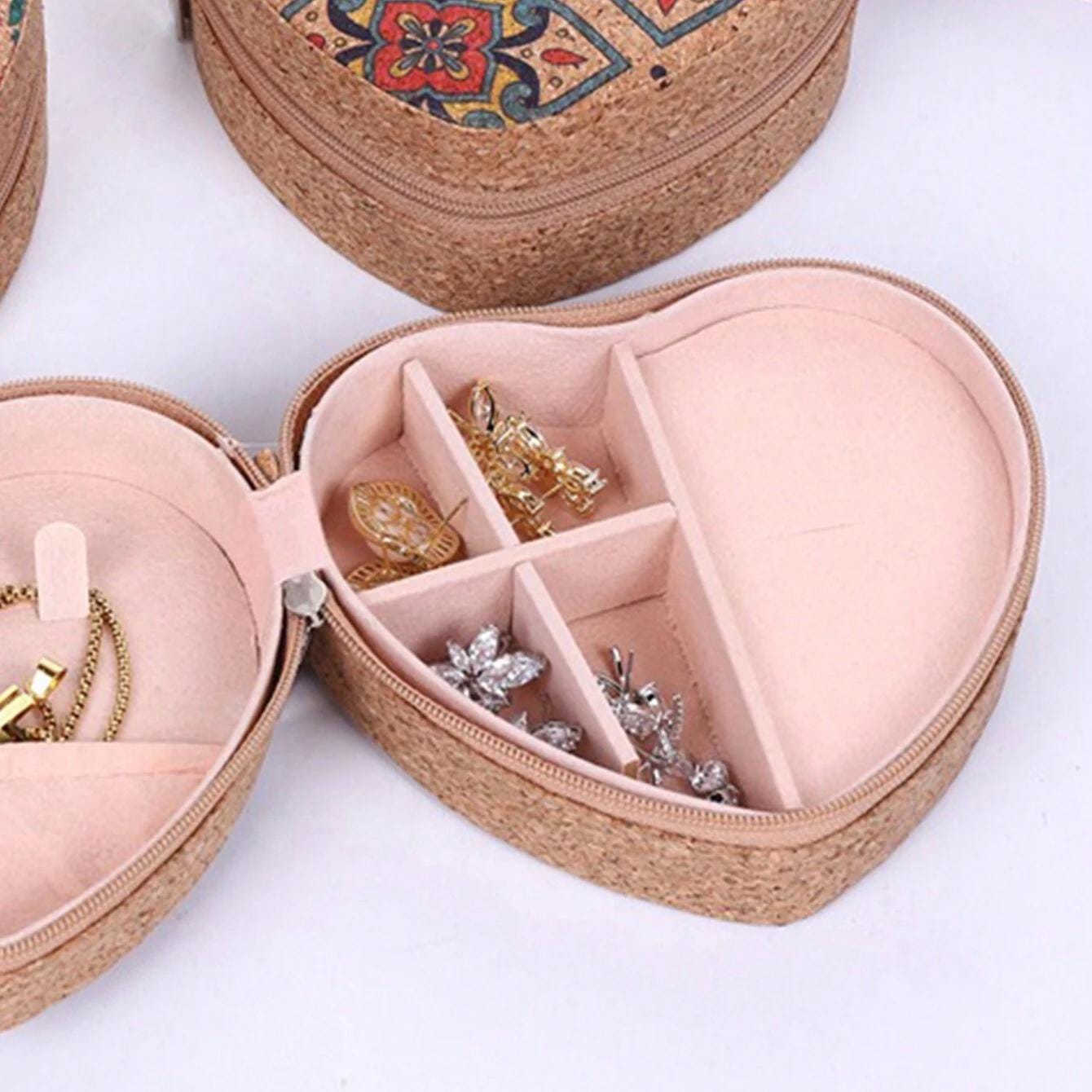 Heart cork wood box, travel jewelry box, small square earring box, bridesmaid gifts box for sister, cork wood jewelry case, jewelry box